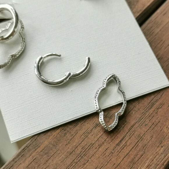 Kendra Scott Abbie Convertible Earrings. Silver - Picture 3 of 3